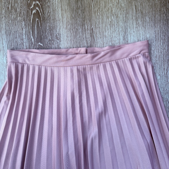 Beautiful Elegant Vintage Pleated Dusty Pink Maxi Skirt - Picture 4 of 7